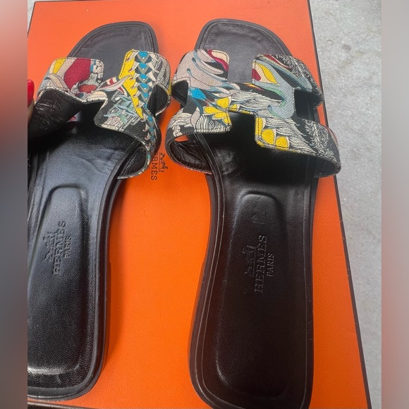 Hermes Oran Sandal - Picture 7 of 7